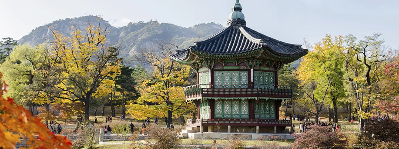  Buddhist temple in Seoul, Korea