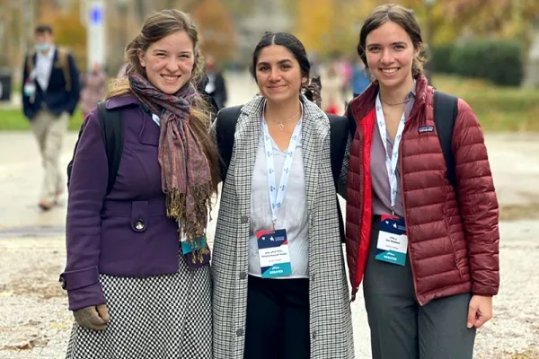 Nora Sullivan '24 Rehana Nazerali-Ruddy '22 and Bea Weinand '22 competed in a debate in Arabic at the University of Chicago.